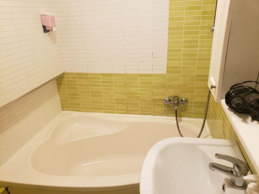 Studio Sforii In Ris Apartment Brasov